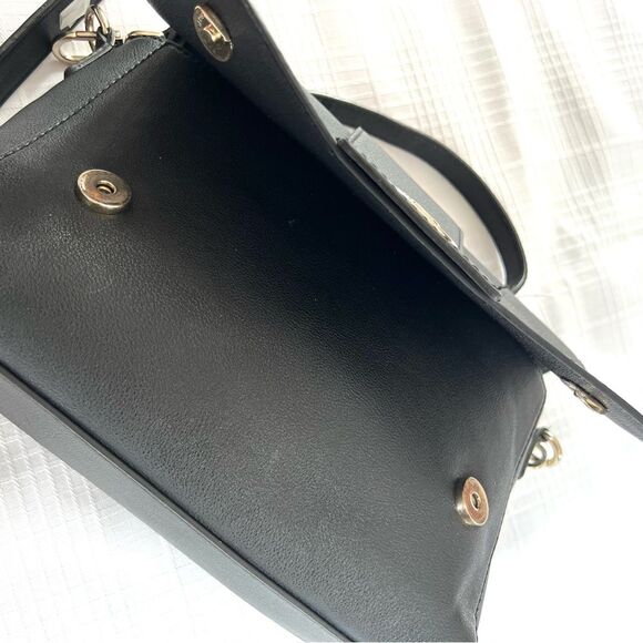 Guess Lani Vegan Black Two Handle Flap Satchel Crossbody Purse Bag - Picture 10 of 16